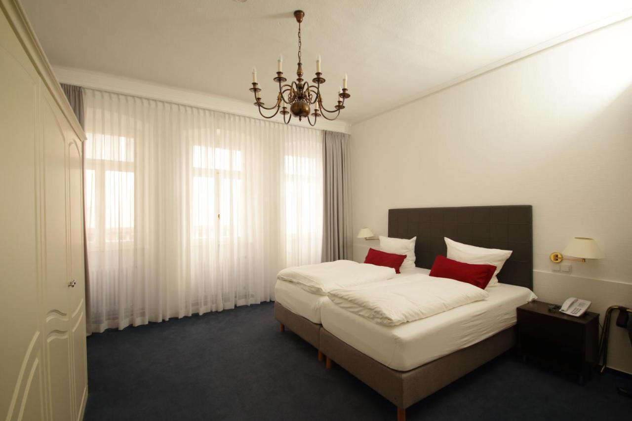 Hotel Zum Ritter St. Georg Heidelberg Ngoại thất bức ảnh